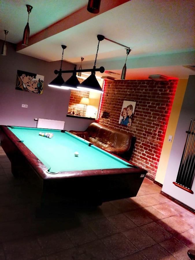 Restauracja & Pensjonat Szamanko Hrubieszow Exteriör bild